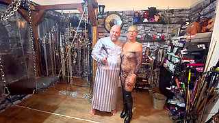 Lanista Beaer teaches BlackBerryMILF how ro spank with a belt.