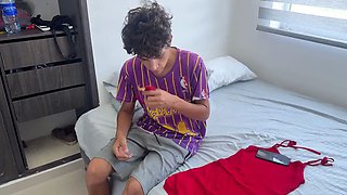 Stepson masturbates seeing the underwear of his stepmom and they end up having a good fuck.