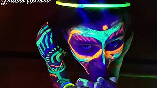 Fucked The Wild Slim Girl In The Uv- Light
