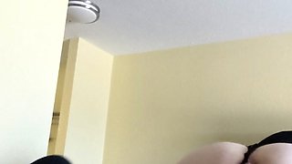 Large amateur cam woman uses two of her toys to masturbate