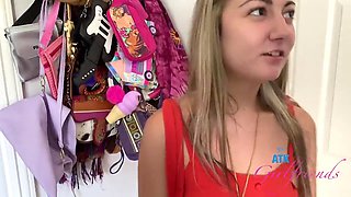 Virtual getaway with a hot teen getting an internal cumshot and a footjob