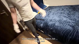 Ethan Larssons Broken Arm Girl-on-Girl Stepmom Roleplay