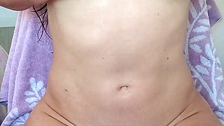 I Masturbate Very Close so You Can Enjoy It