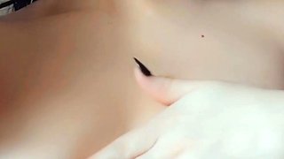 Cute amateur webcam teen girl toying pussy on webcam