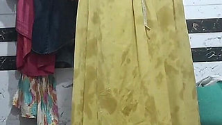 Priya Bhabi Sunday Enjoy Bath Video