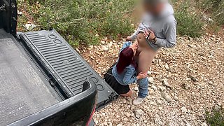 prise en levrette au cul du fourgon
