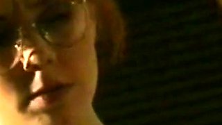 Svenska Redhead Amandla leker med sin fitta