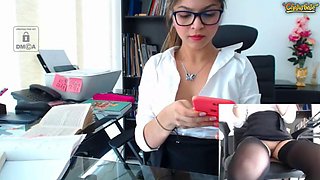 Secretary at the office: Amateur, Pornhub  Cam Porn