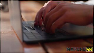 Nerd Tries Big Tits For The First Time With Kathy Deep