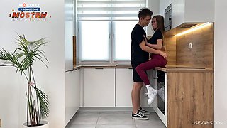 Fucked my girlfriend in the kitchen