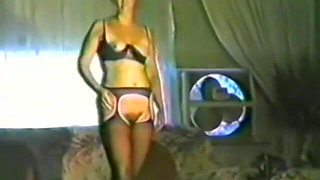 An amateur couple film themselves fucking