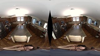 Morena Bimbo Enchants with Sultry VR Lingerie Magic