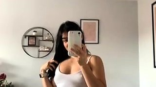 Hot amateur webcam teen masturbates for their fans