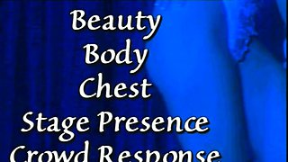 Big boob brunette masturbates on webcam