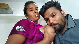 Indian boobs videos - Pahli bar dheere dheere Devar aur bhabhi boobs sucking - dehati bhabhi boobs sucking hindi.
