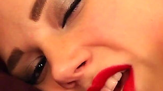 Amazing Siri Pornstar Is a Sexy Pinup Showing off Her Beautiful Curves!