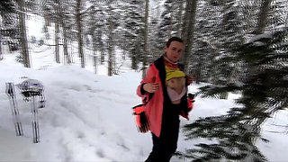 Exhibitionist Skiing: Blonde Flashes in Cable Car