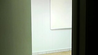 Pulled amateurs close up car sex