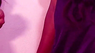 Hot Romance in Massage When Two Lady Starts to Develop Customer