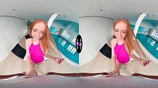TmwVRnet - Holly Molly - Seducing a cute stranger