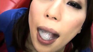 Slender Japanese wife gets her mouth filled with warm jizz