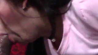 A sweet teen gives blowjob