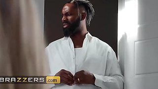 Codi Vore got caught cheating with a white guy