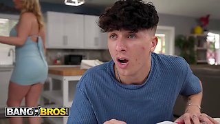 Bangbros - Rachael Cavalli turns a bathroom rubdown into a threeway and gets pounded hard by two studs