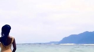 Public Flashing Of Big Natural Tits In The Moment Of Escape