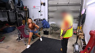 Monica Minxs Roadside Yoga