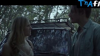 Scout Taylor-compton Bum, Baps Episode in Ghost Palace