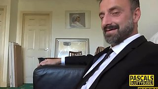 Lean petite submissive faceholes and rides