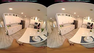 Hot lil thang: Blowjob, Doggy  Cowgirl VR Porn