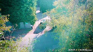 Teens In The Backseat With Jimena Lago, Angel Wicky, Sam Bourne - Brazzers