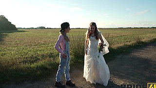 Una Fairy became a bride and had sex with two guys in a car.