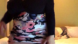 Masturbating on Webcam Free MILF Porn Video