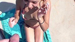 Student 18+ Fingers Her Cunt By The Pool