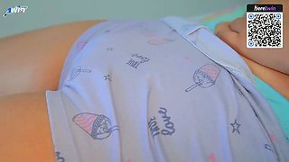 Latina mummy with a immense arse in the bedroom