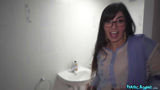 Tempting buxom MILF breathtaking adult video