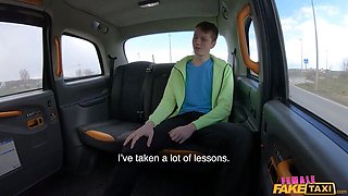 Omg nineteen yr old guy almost ejaculates in his own mouth - chick faux cab