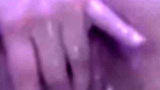 Close up solo beauty fucking her pussy