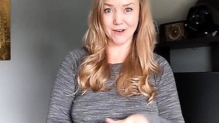amateur blonde solo webcam