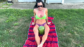 Muscle MILF Kandys Watermelon Crush Domination