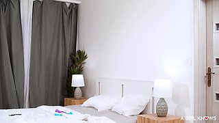 Exciting porn girls lesbian mind-blowing story