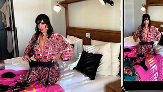 Behind the scenes: Aaliyah's first try on haul - ZZ Edition