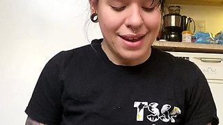 Amateur blondie solo anal masturbation