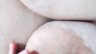 6 Minutes of Intense Play with My Huge Nipple Hollows and Sagging Breasts