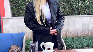 The boss's daughter turned out to be a whore and wants hard sex!