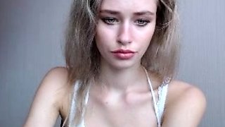 Naked Blonde Teen Girl Pussy Masturbation On Webcam