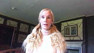 Gorgeous webcam teen in stockings w anal toy